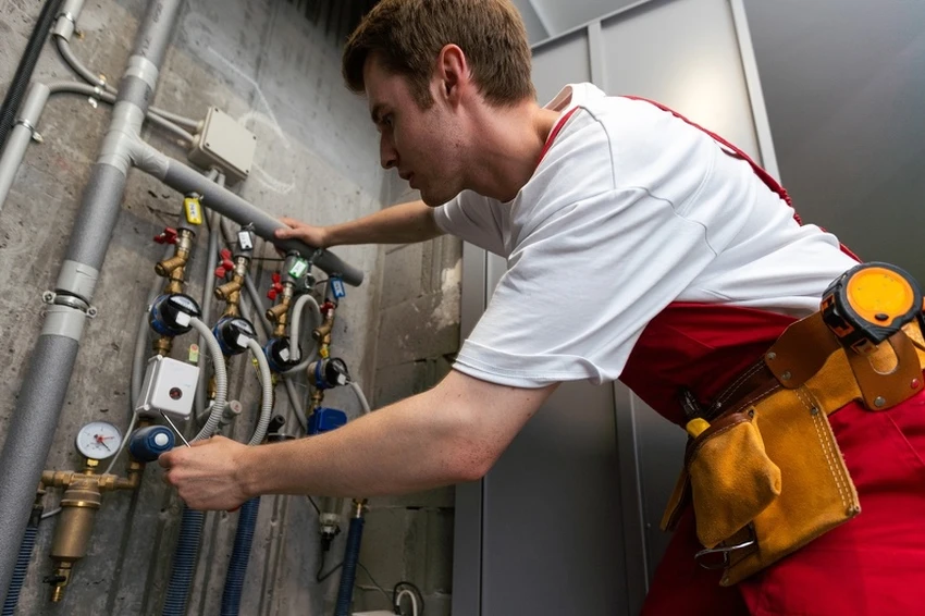 How To Handle Plumbing Emergencies Before The Plumber Arrives Richmond CA